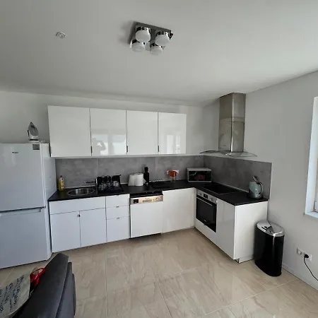 Holiday home 3 Bedroom Modern *
